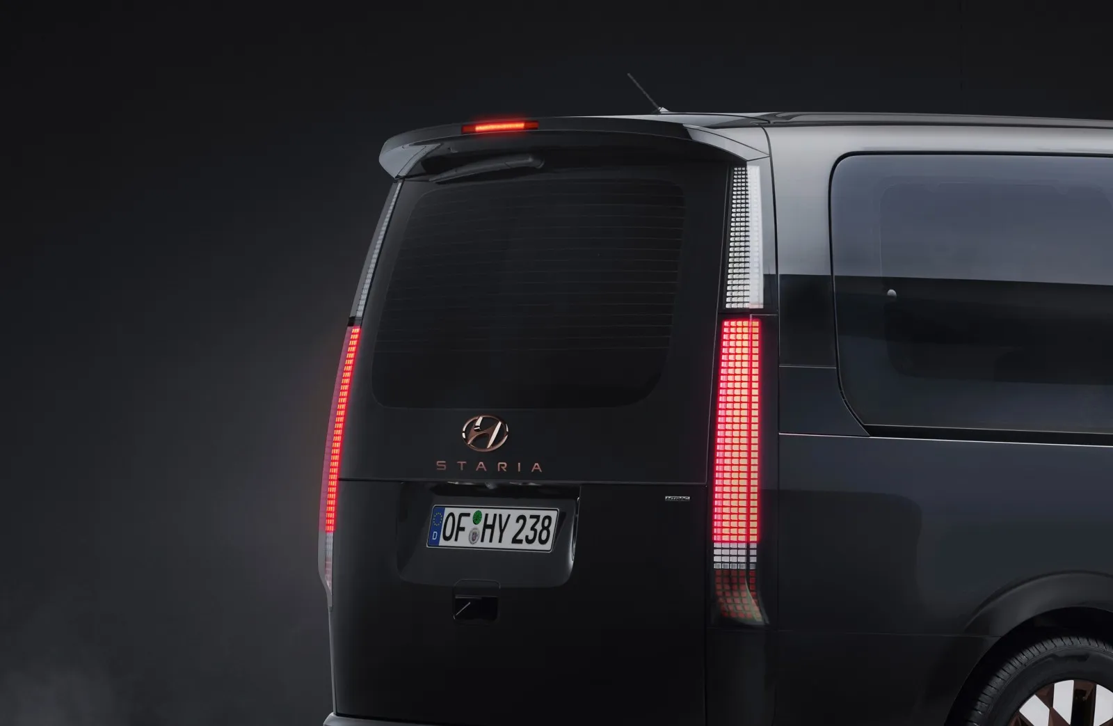 Hyundai STARIA Hybrid – Details 4