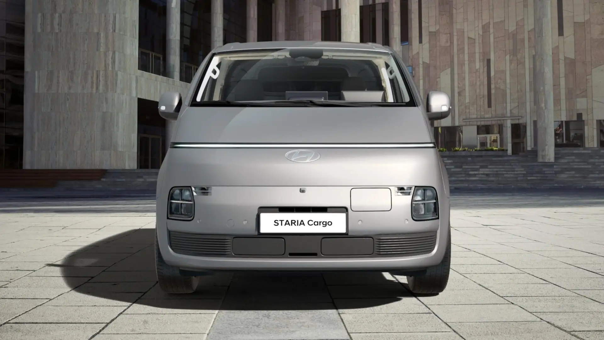 Hyundai STARIA Cargo Elektro von vorn