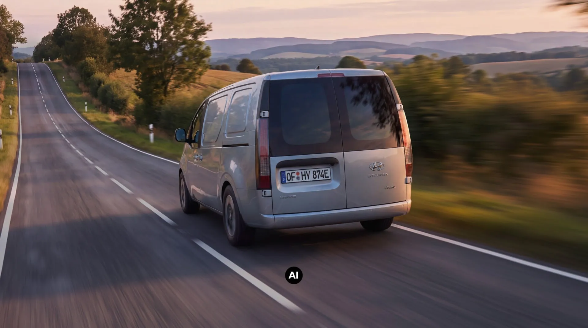 Hyundai STARIA Cargo Elektro – Exterieur 4 (KI-generiert)