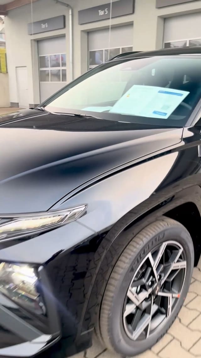 👉 http://azri.es/tucson
Wie gefällt euch der TUCSON N Line in Schwarz? 👇
🔥 = Hammer
🖤 …